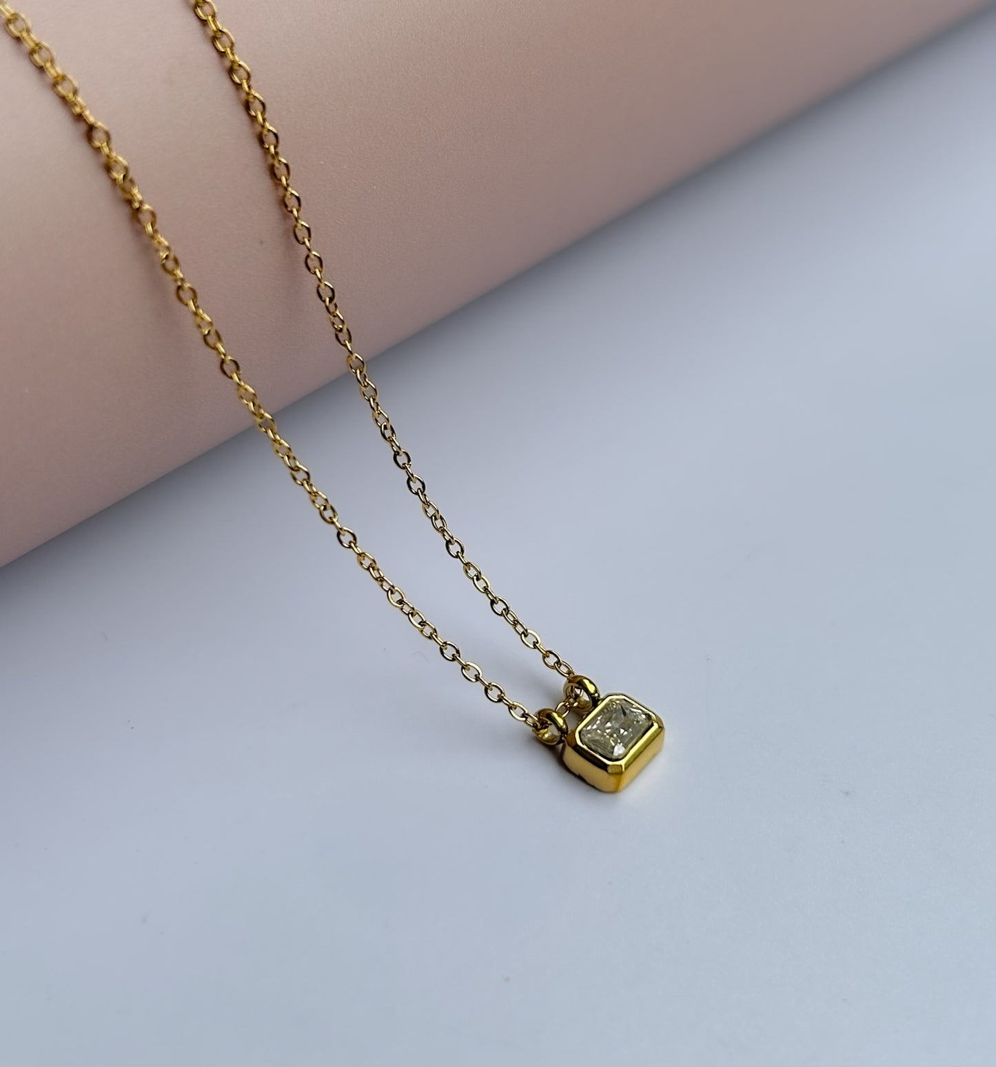 Bare Glow Necklace