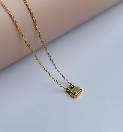Bare Glow Necklace