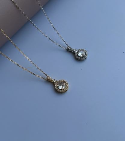 Chic Loop Necklace