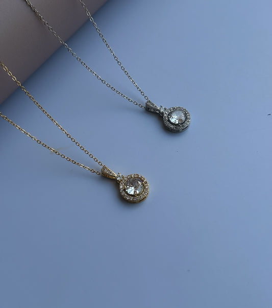 Chic Loop Necklace
