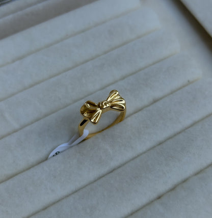 Bowtique Ring