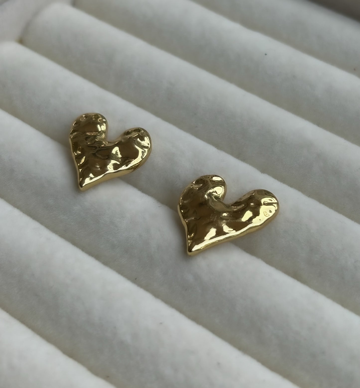Snuggle Studs