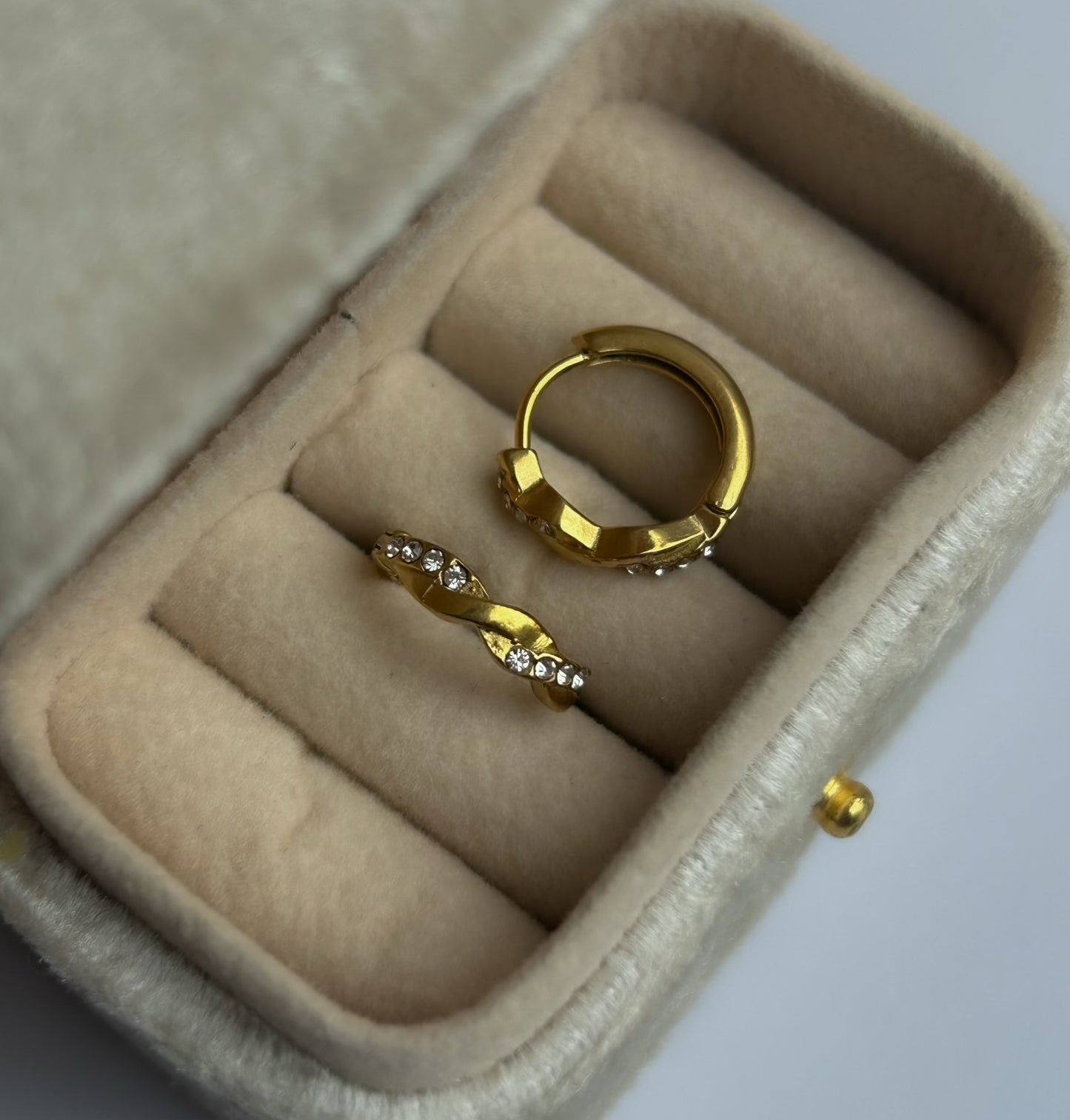 Tiny Treasure Huggies