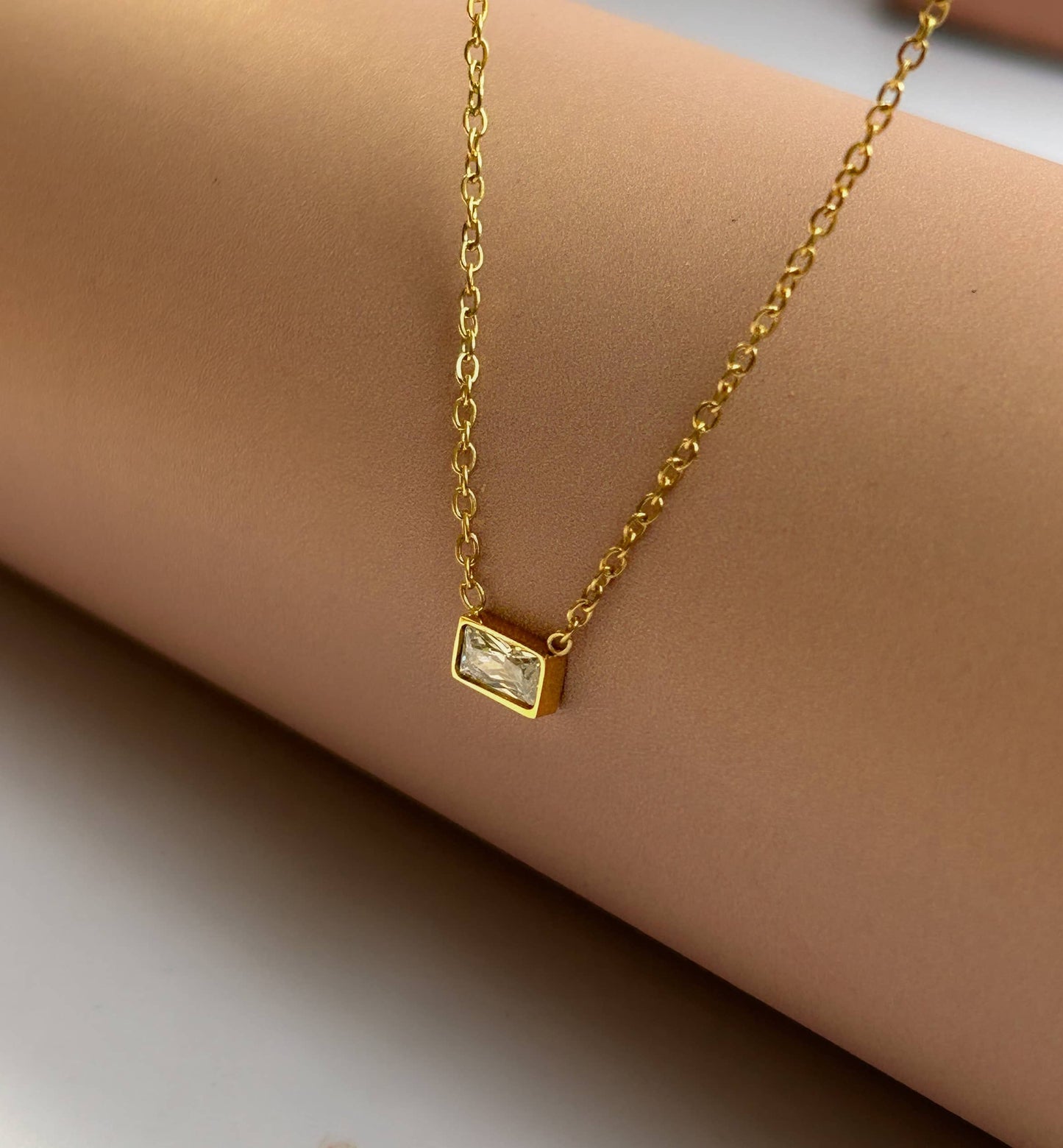 Nix Necklace