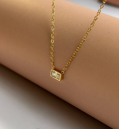 Nix Necklace