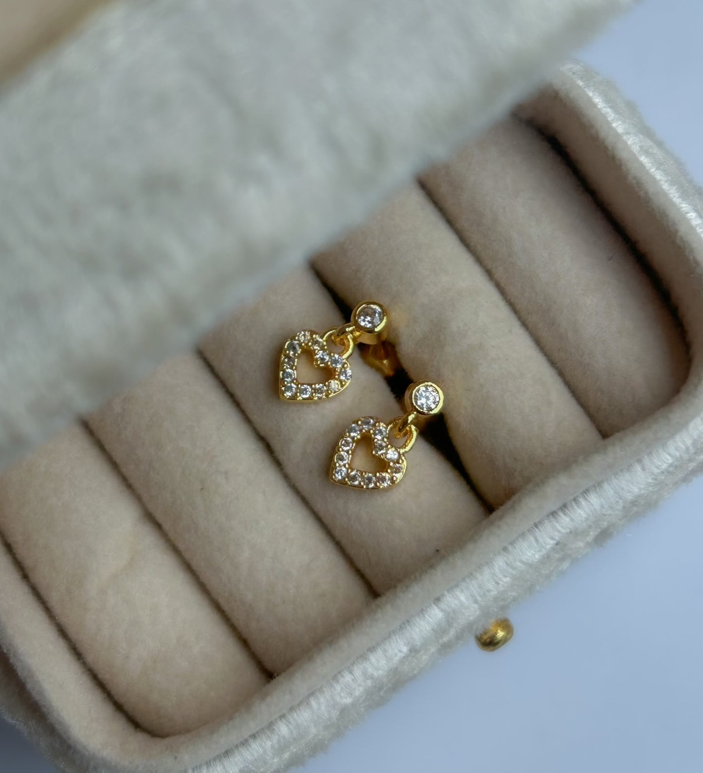 Dainty Drops Collection
