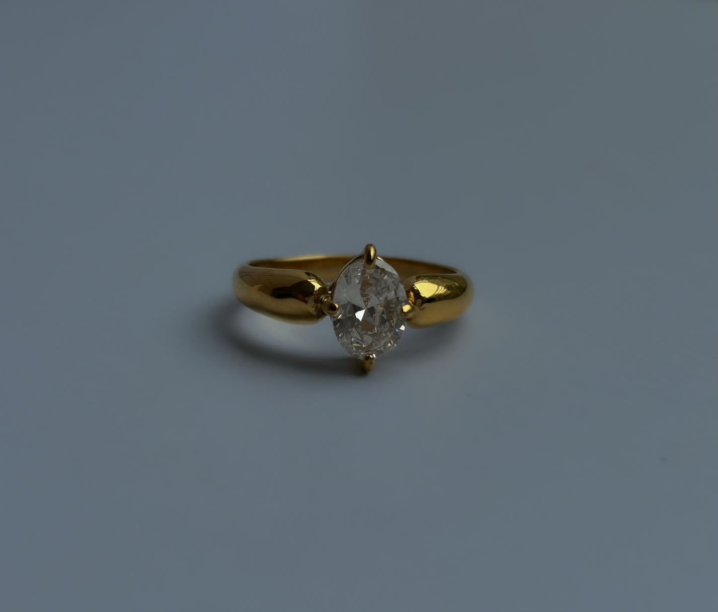 Moonelle Ring