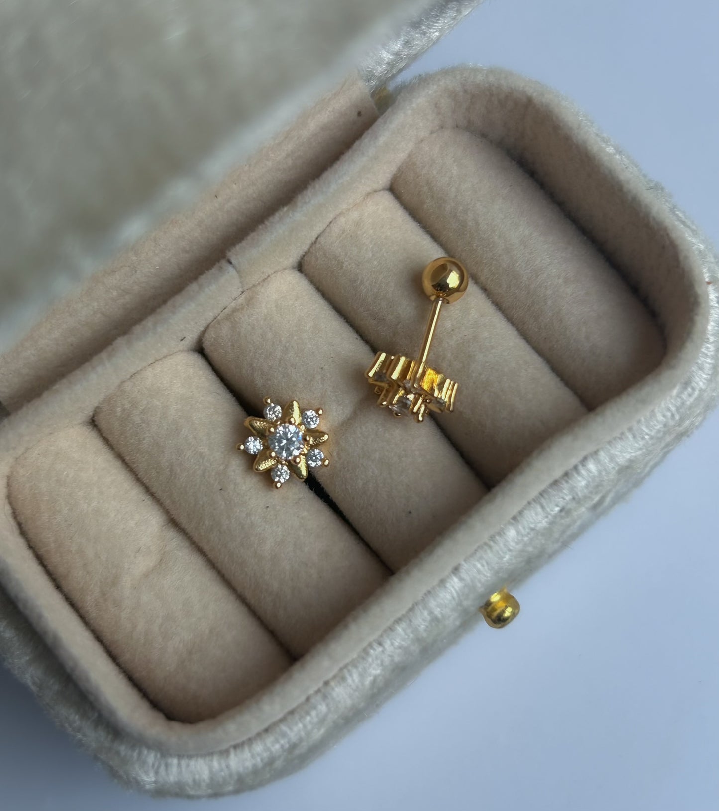 Dainty Dots Collection