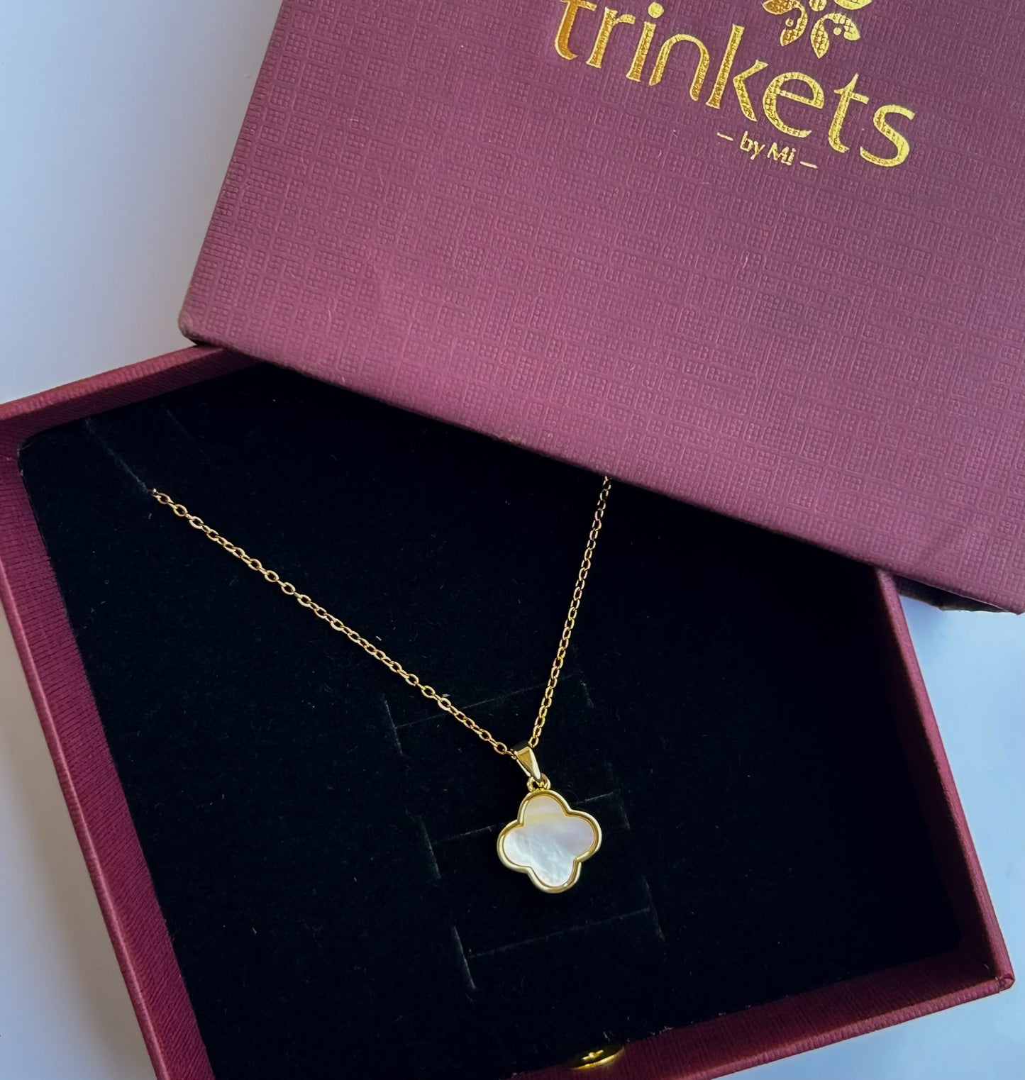Isla Clover Necklace