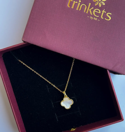 Isla Clover Necklace