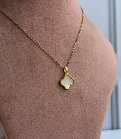 Isla Clover Necklace
