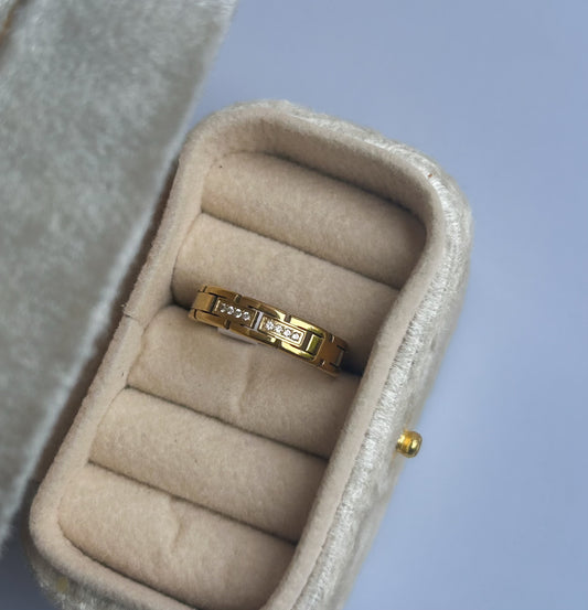 Classic Aura Ring