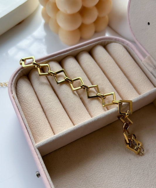 Celestia Bracelet