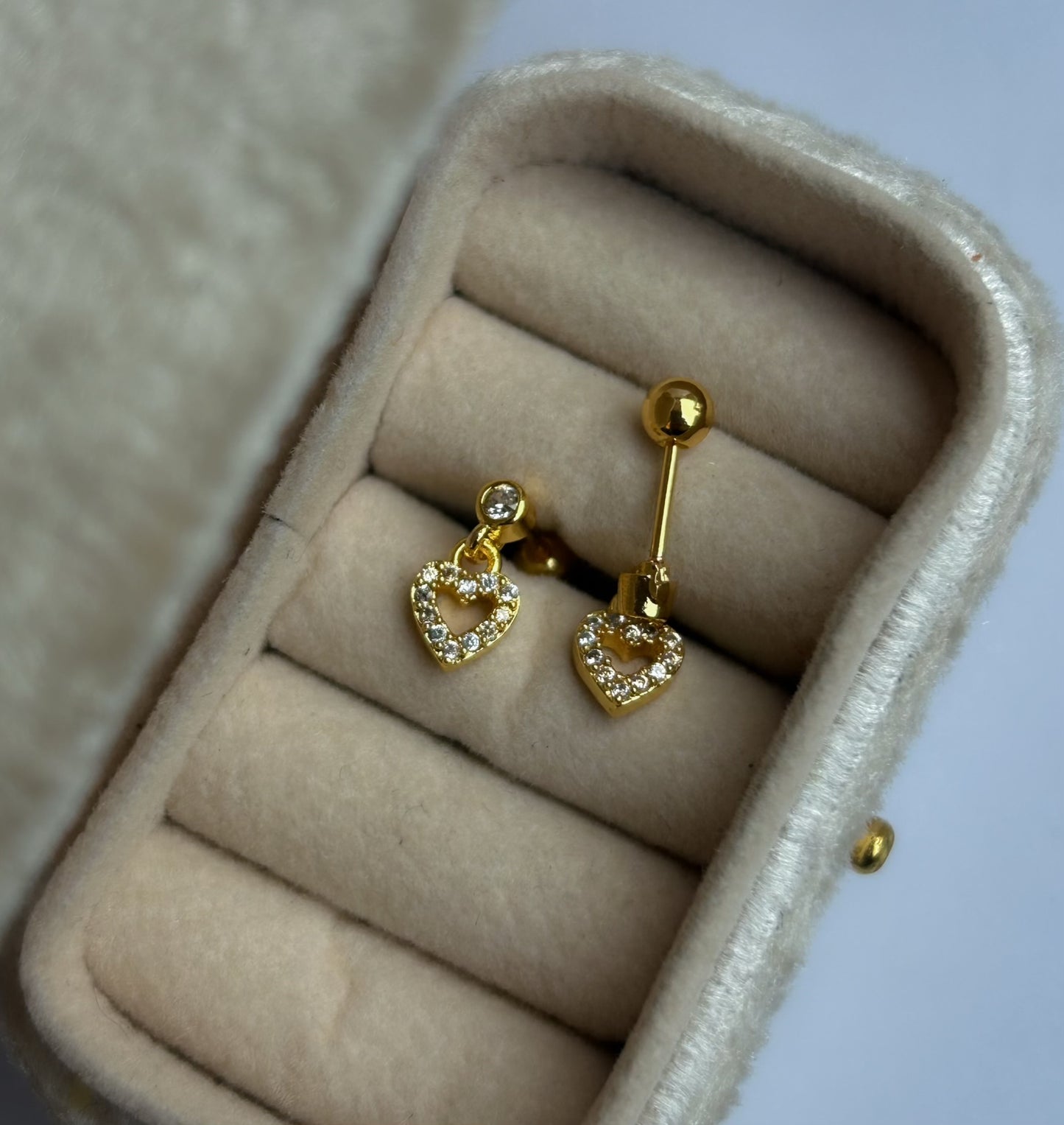 Dainty Drops Collection