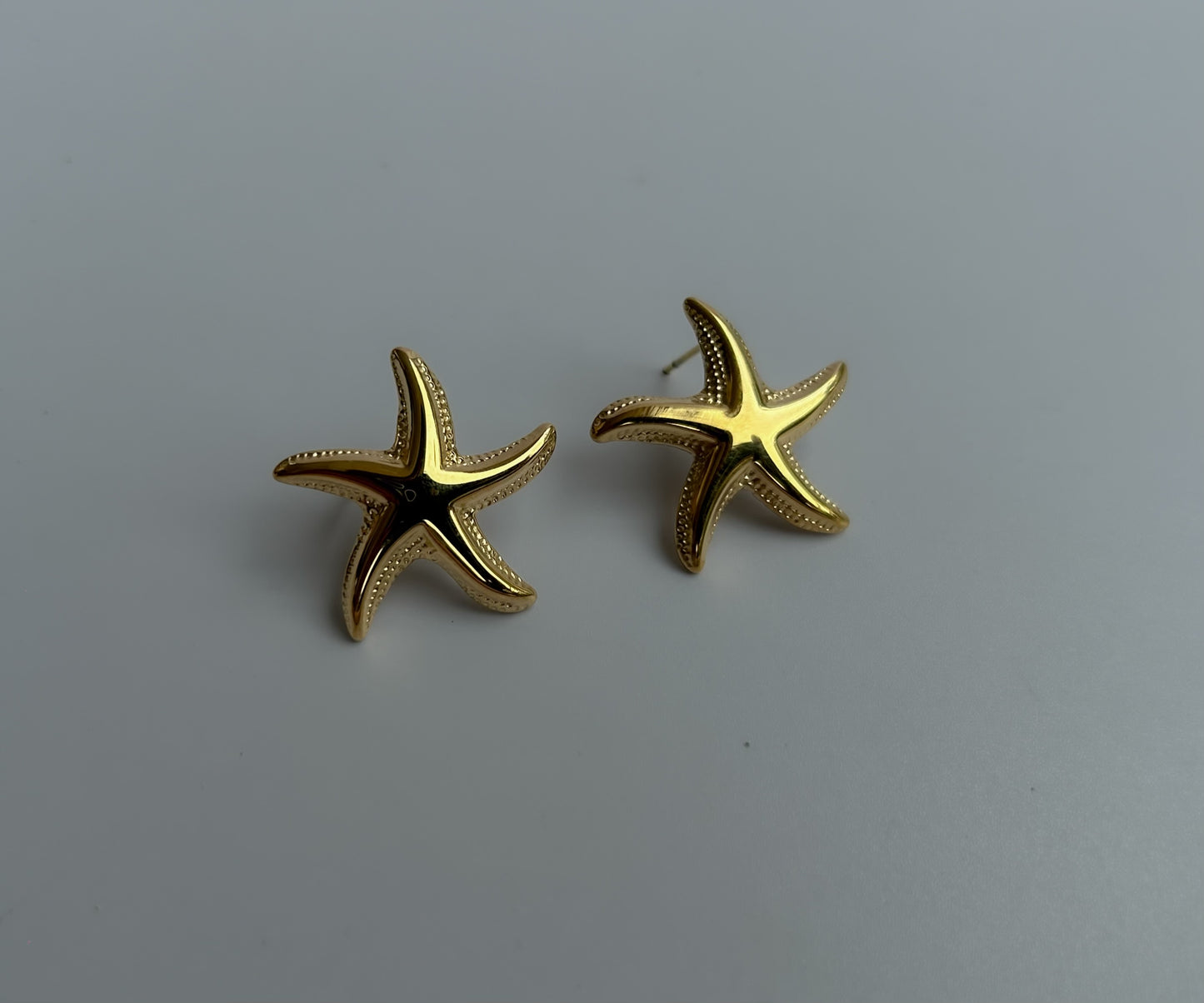 Tavi Studs