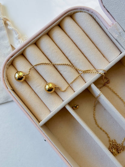 Tria Necklace