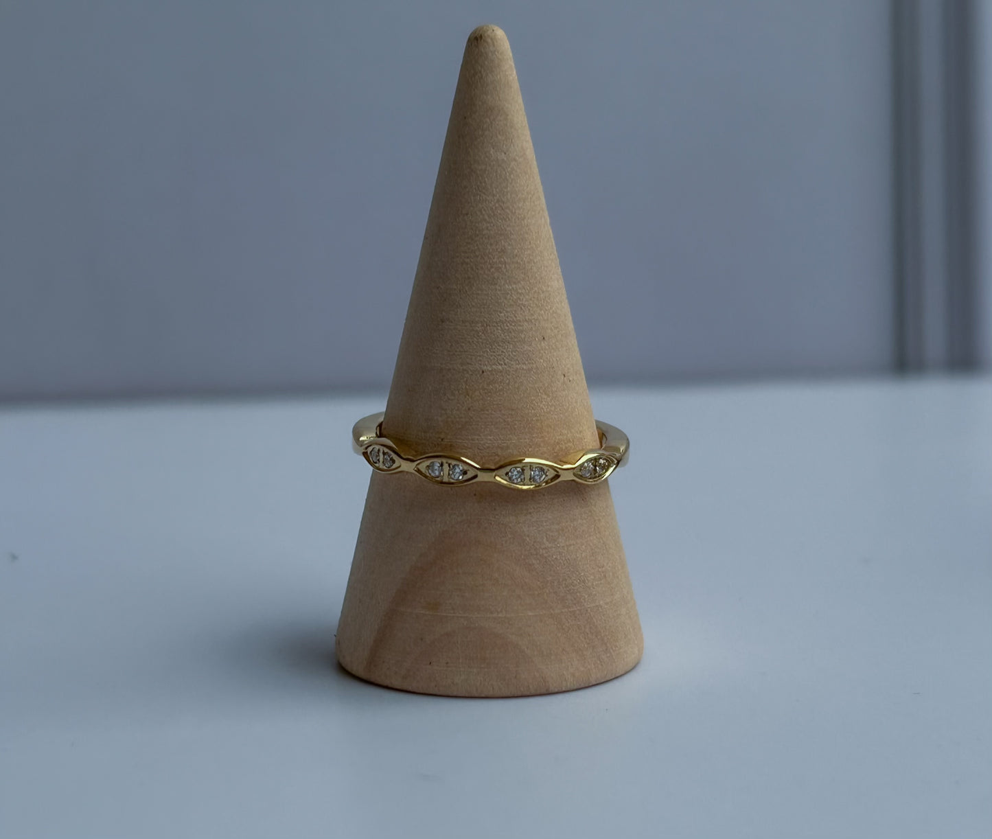 Featherline Ring