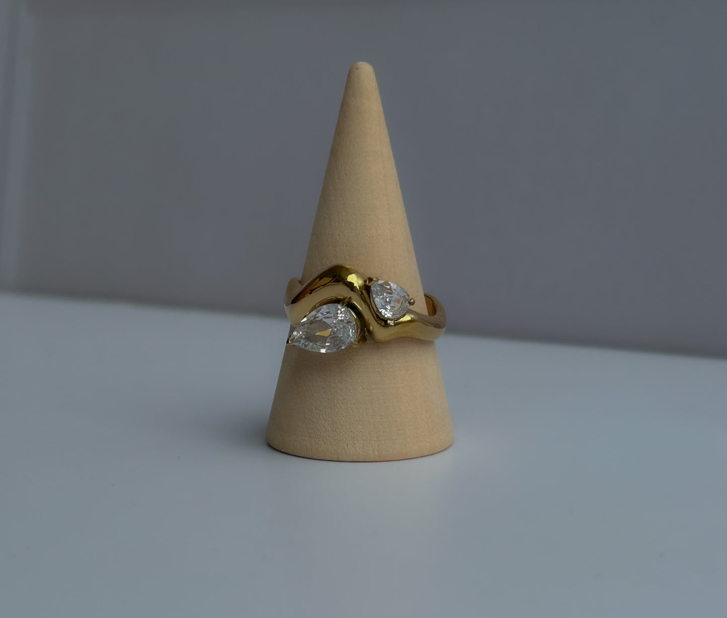 Velisse Ring