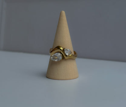 Velisse Ring