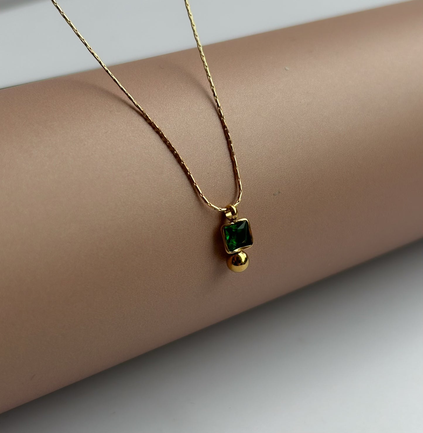 Elaria Necklace