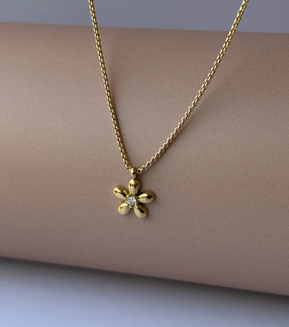 Golden Flora Necklace