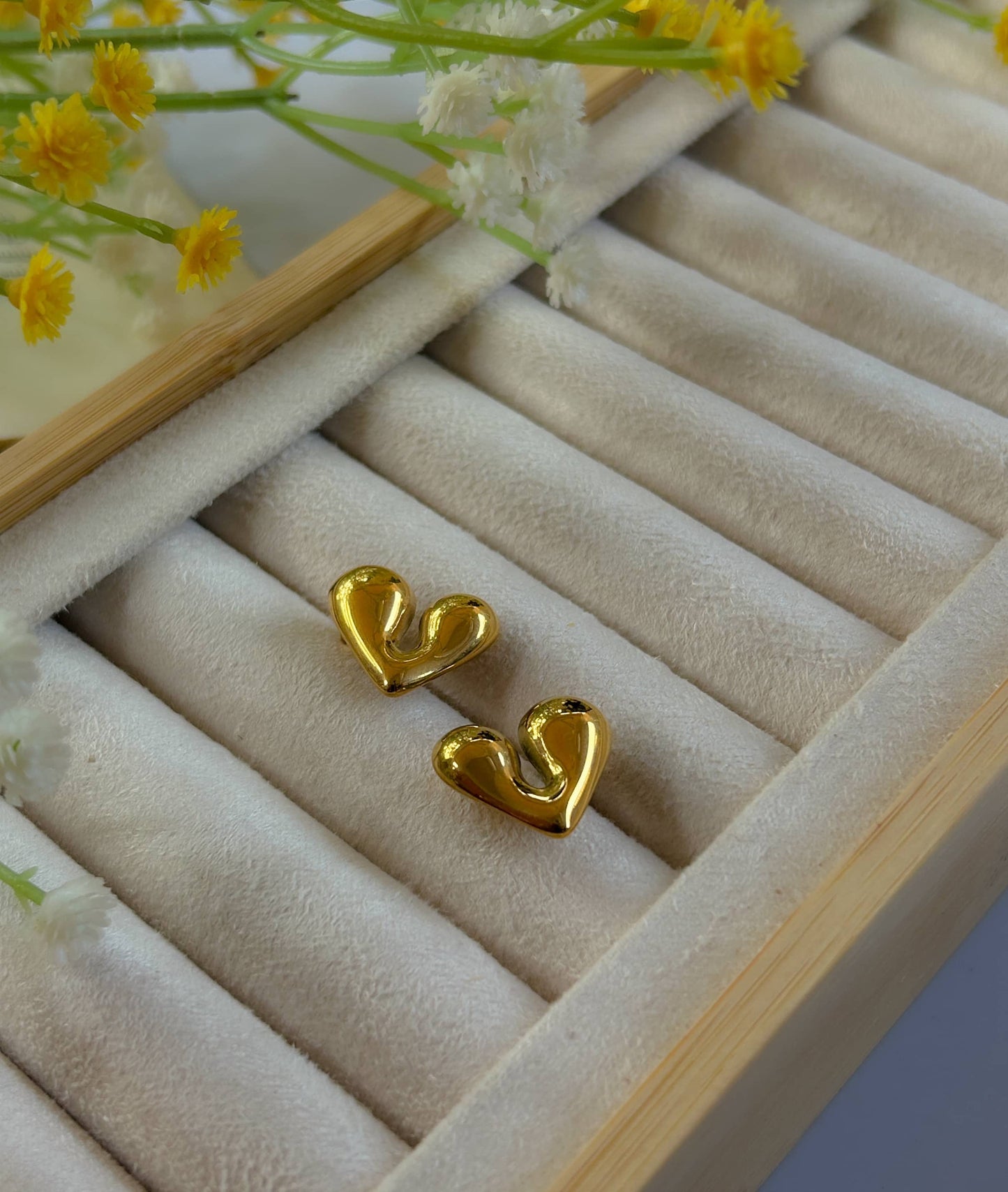Cherella Studs