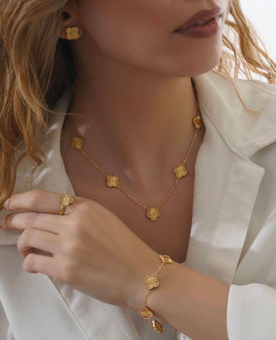 Fayra Necklace
