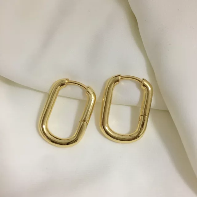 Lillian Hoops